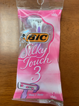BIC women's Silky Touch 1 razor (3 blade)